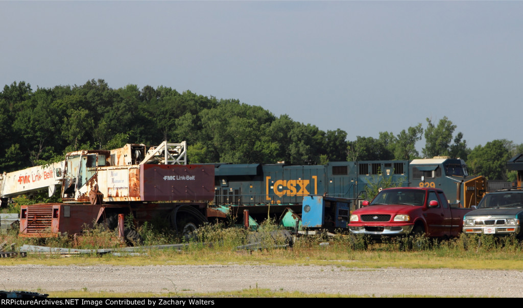 CSX 829